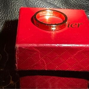 Cartier i8 k Rose gold stamped , Very nice Gold Ring 18k 750.